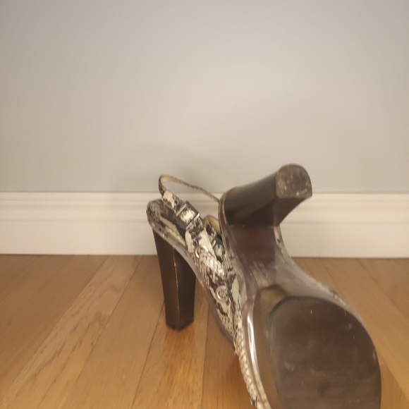 Michael Kors Snakeskin Strappy Heeled sandal - Picture 4 of 4